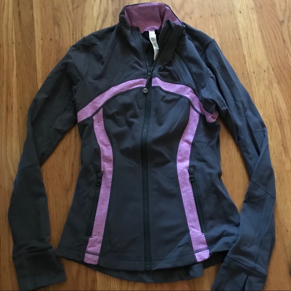 💕 RARE Lululemon grey/pink/purple Define jacket 4